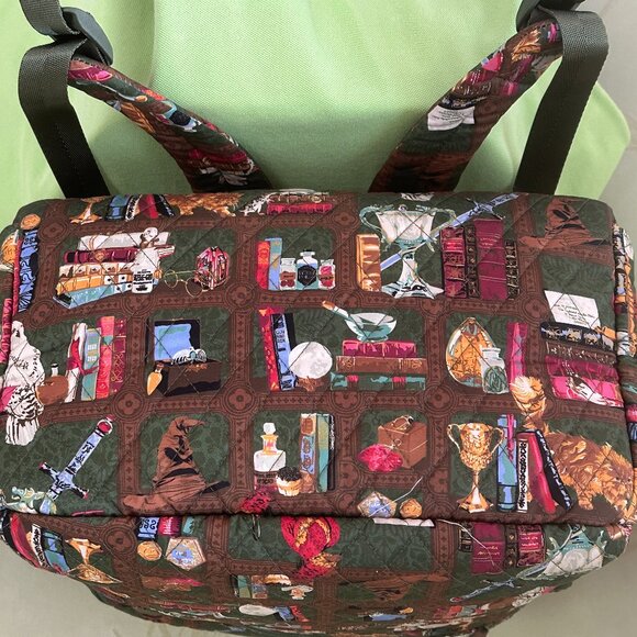 VERA BRADLEY HARRY POTTER BANCROFT BACKPACK:NWT HOGWARTS LIBRARY main image 4
